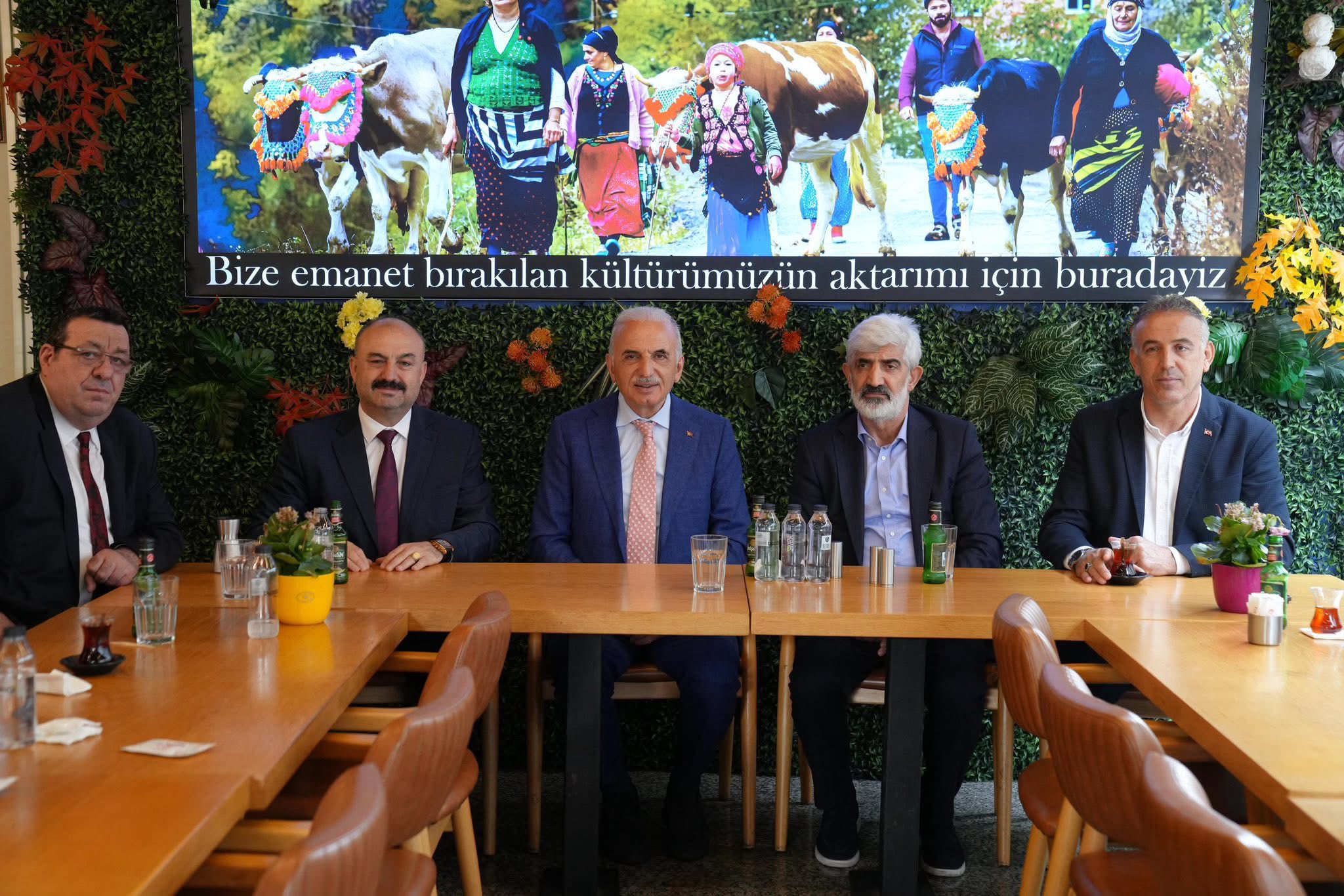 Mehmet Özdil Ümraniye’nin Nabzını Tutan İsimleri Bir Araya Getirdi