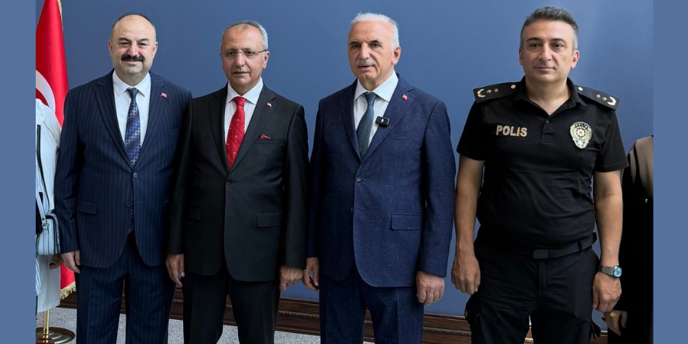 Mehmet Özdil, Ümraniye’de Bayramlaşma Programında Vatandaşlarla Buluştu